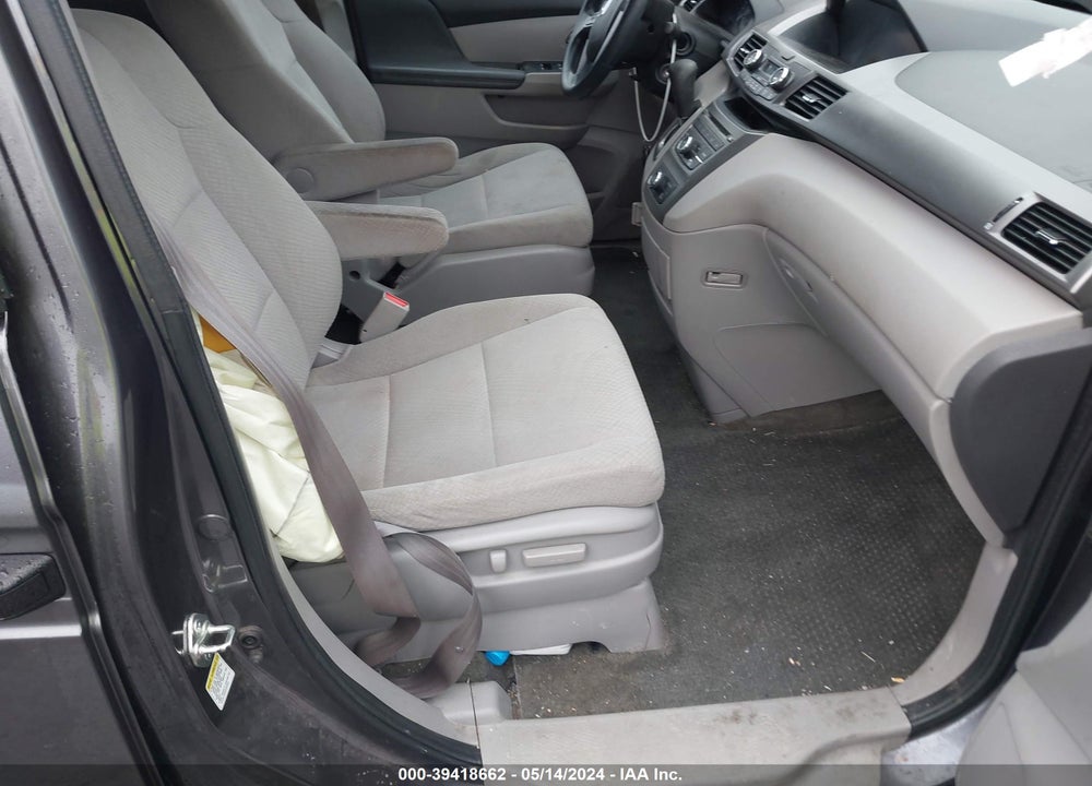 2016 HONDA ODYSSEY LX VIN: 5FNRL5H23GB005657