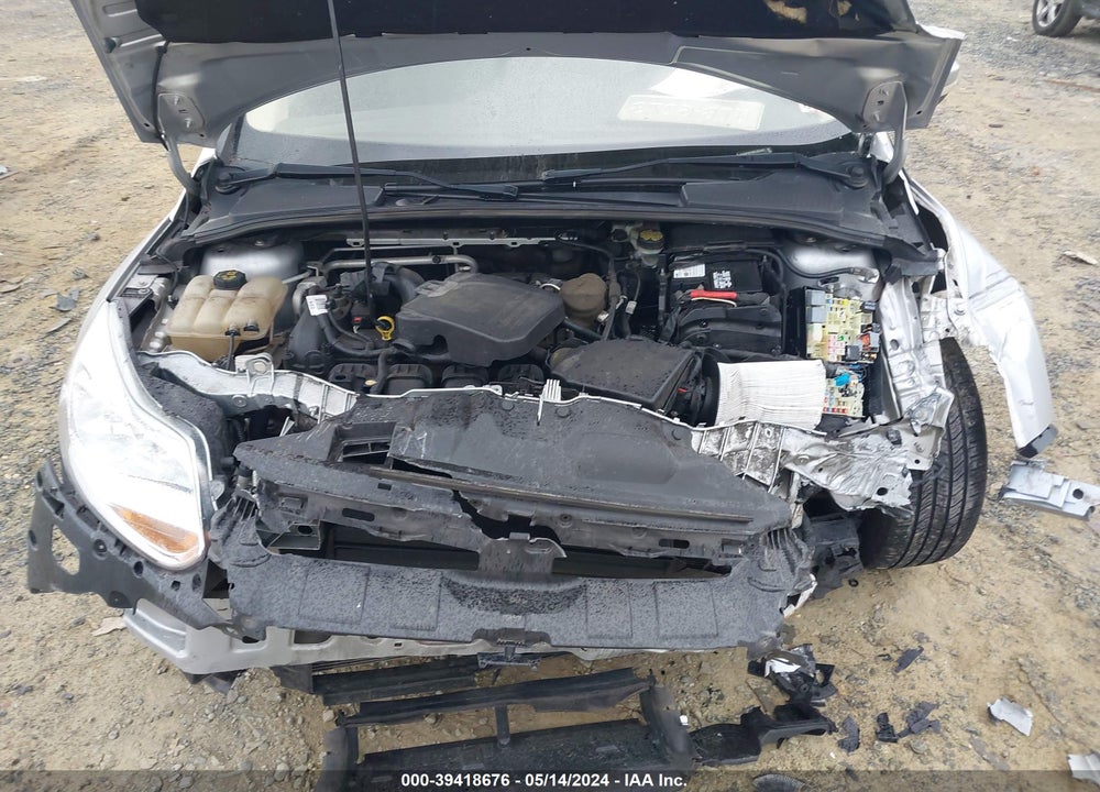 2014 FORD FOCUS SE VIN: 1FADP3F25EL257447