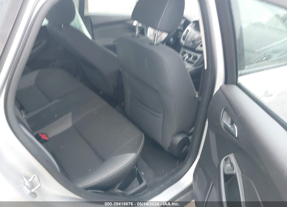 2014 FORD FOCUS SE VIN: 1FADP3F25EL257447