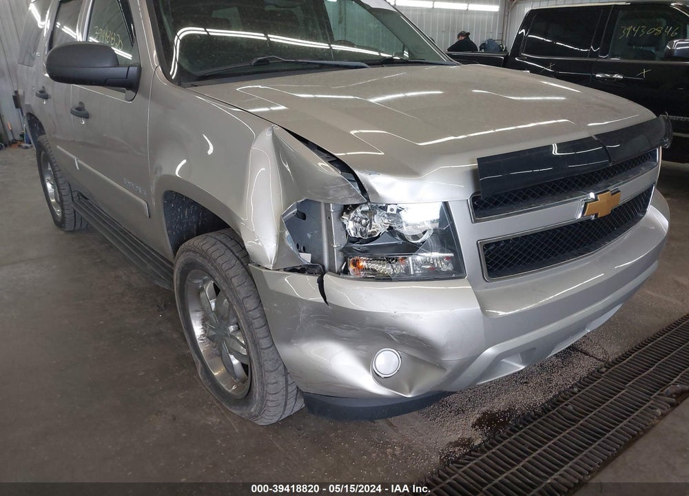 2008 CHEVROLET TAHOE LS VIN: 1GNFK13068J236140