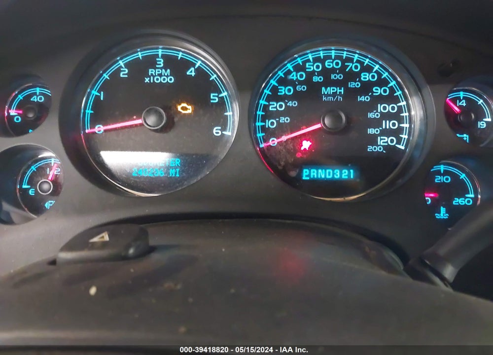 2008 CHEVROLET TAHOE LS VIN: 1GNFK13068J236140
