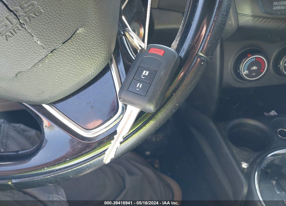 2016 MITSUBISHI OUTLANDER SPORT 2.4 ES VIN: JA4AR3AWXGZ047373