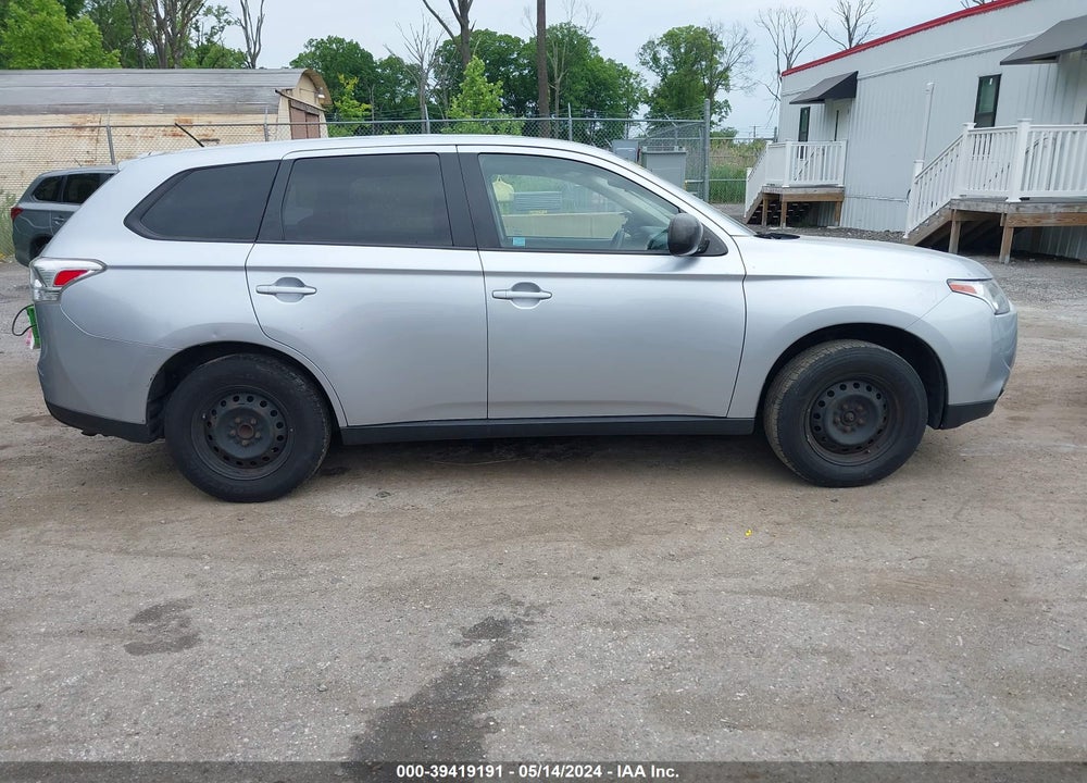 2014 MITSUBISHI OUTLANDER ES VIN: JA4AD2A35EZ005978
