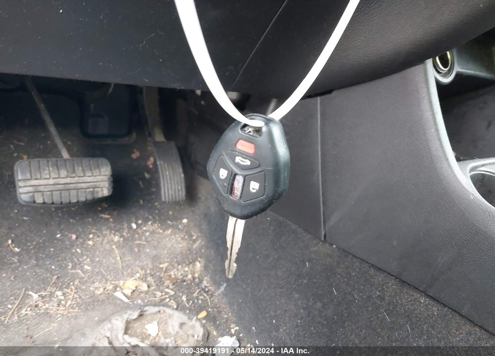 2014 MITSUBISHI OUTLANDER ES VIN: JA4AD2A35EZ005978