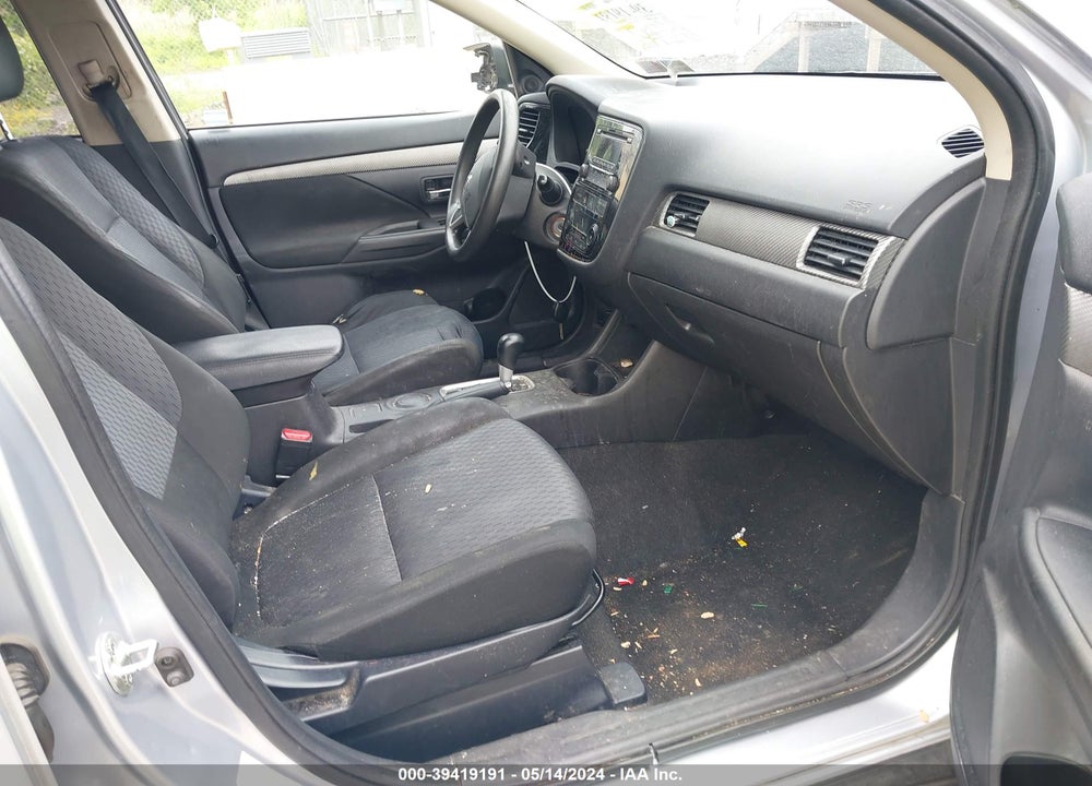 2014 MITSUBISHI OUTLANDER ES VIN: JA4AD2A35EZ005978