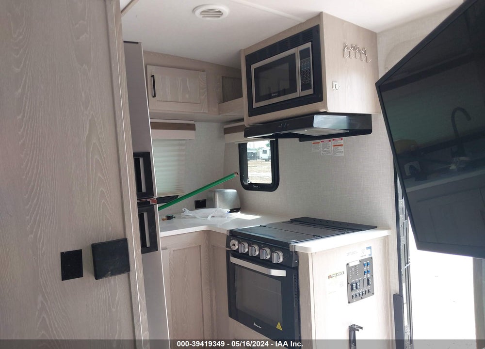 2022 ROCKWOOD OTHER VIN: 4X4TRLB22NZ180534