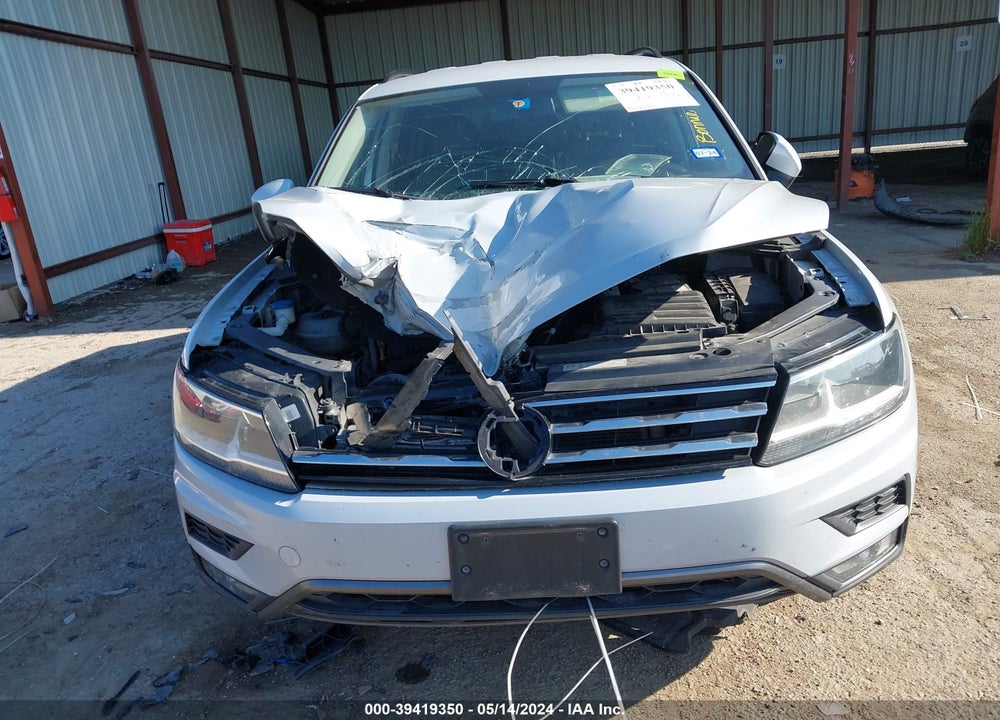 2018 VOLKSWAGEN TIGUAN 2.0T SE/2.0T SEL VIN: 3VV3B7AX8JM000551
