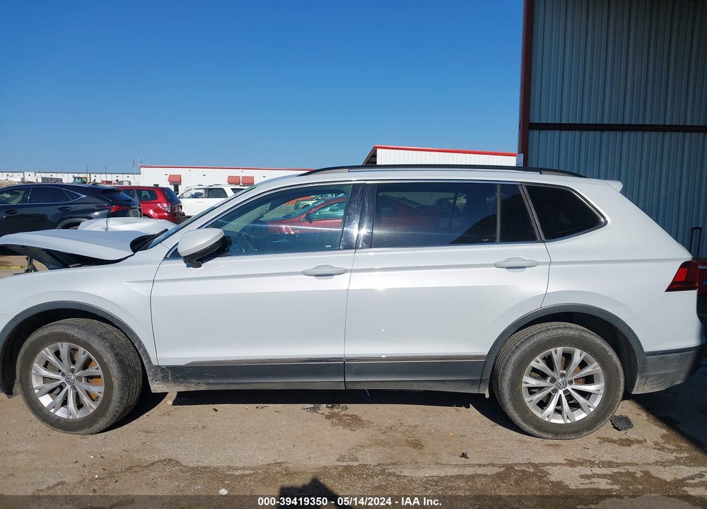 2018 VOLKSWAGEN TIGUAN 2.0T SE/2.0T SEL VIN: 3VV3B7AX8JM000551
