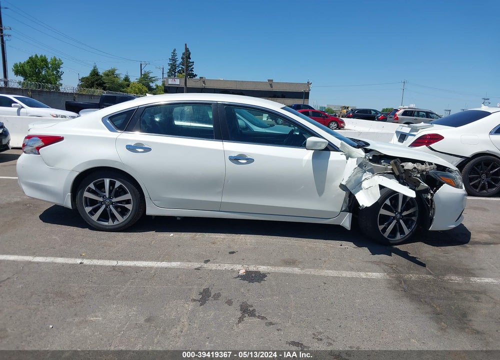 2016 NISSAN ALTIMA 2.5 SR VIN: 1N4AL3AP6GC251600