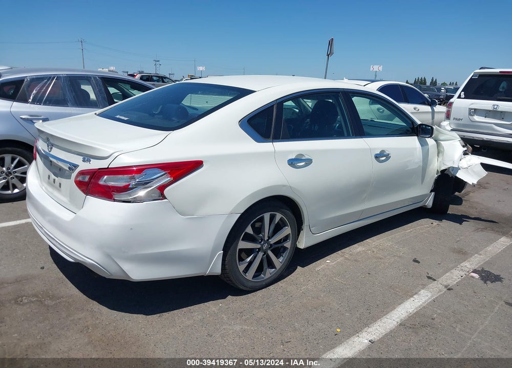 2016 NISSAN ALTIMA 2.5 SR VIN: 1N4AL3AP6GC251600