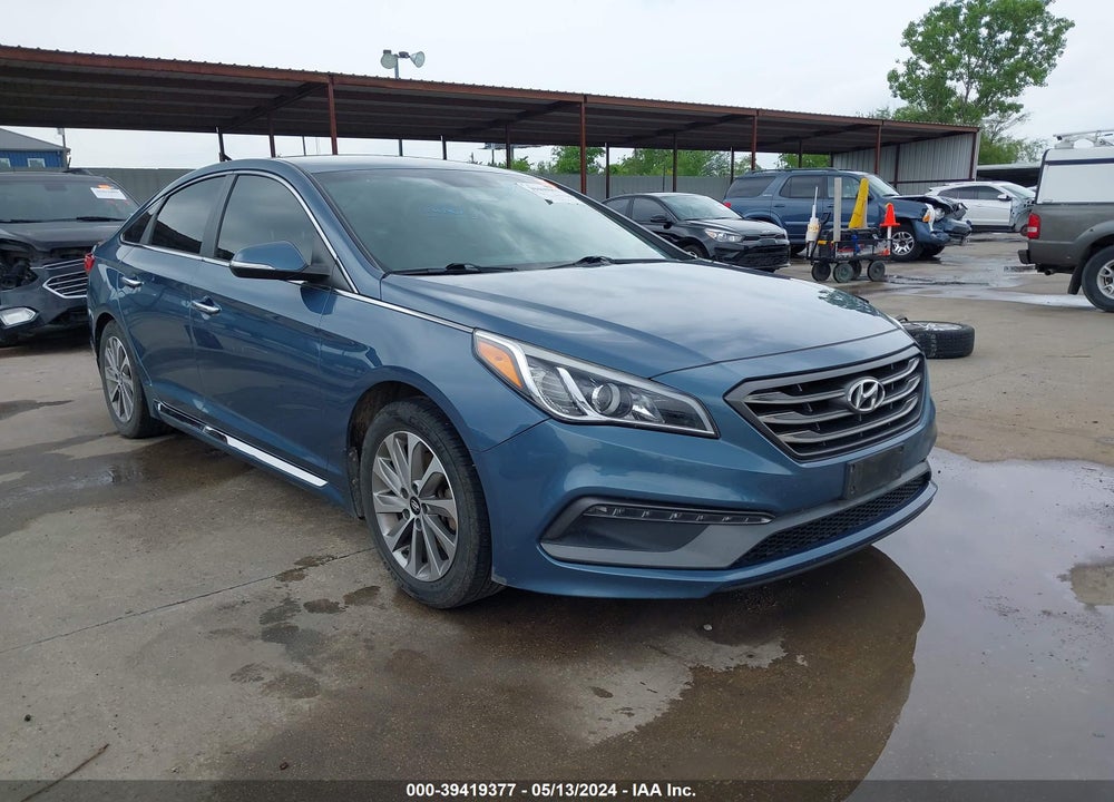 2015 HYUNDAI SONATA SPORT VIN: 5NPE34AF4FH119575