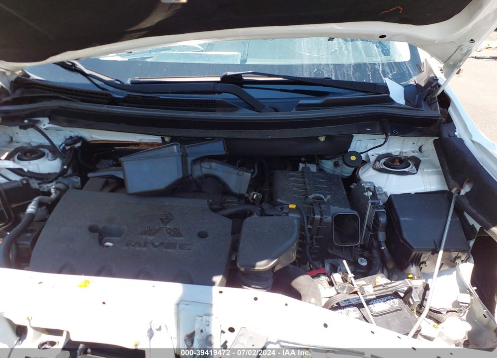 2017 MITSUBISHI OUTLANDER ES VIN: JA4AD2A32HZ054219