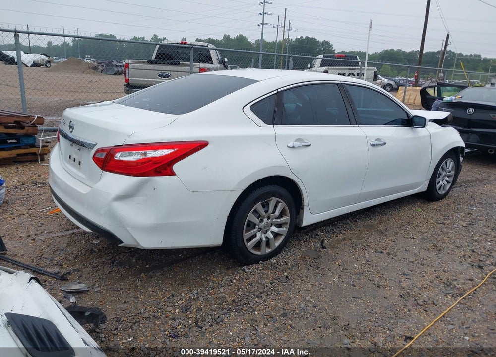2017 NISSAN ALTIMA 2.5 S VIN: 1N4AL3AP6HN330111