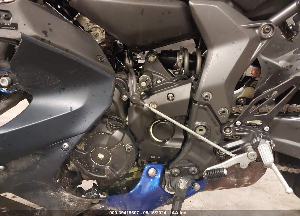 2022 YAMAHA YZFR7 VIN: JYARM38E9NA004252