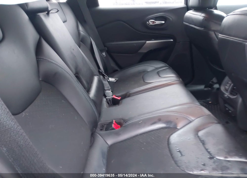 2019 JEEP CHEROKEE LATITUDE PLUS 4X4 VIN: 1C4PJMLX6KD471805