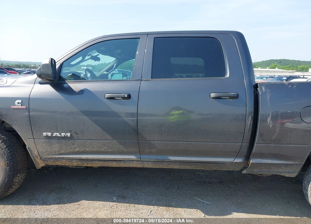 2022 RAM 2500 TRADESMAN 4X4 6'4 BOX VIN: 3C6UR5CL3NG351103