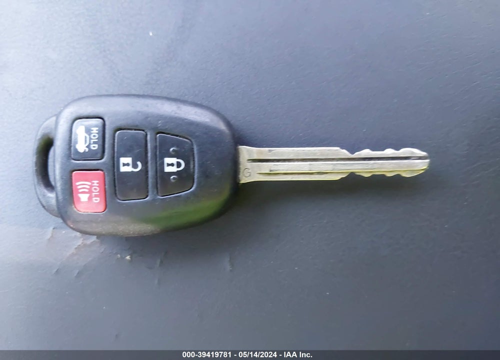 2014 TOYOTA CAMRY SE VIN: 4T1BF1FK6EU470874