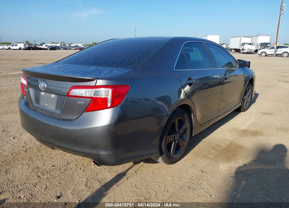 2014 TOYOTA CAMRY SE VIN: 4T1BF1FK6EU470874