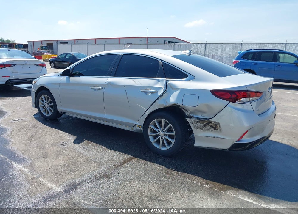 2019 HYUNDAI SONATA VIN: 5NPE24AF2KH768014