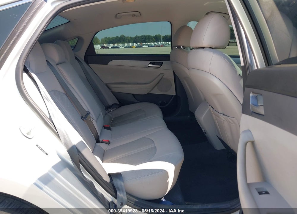 2019 HYUNDAI SONATA VIN: 5NPE24AF2KH768014