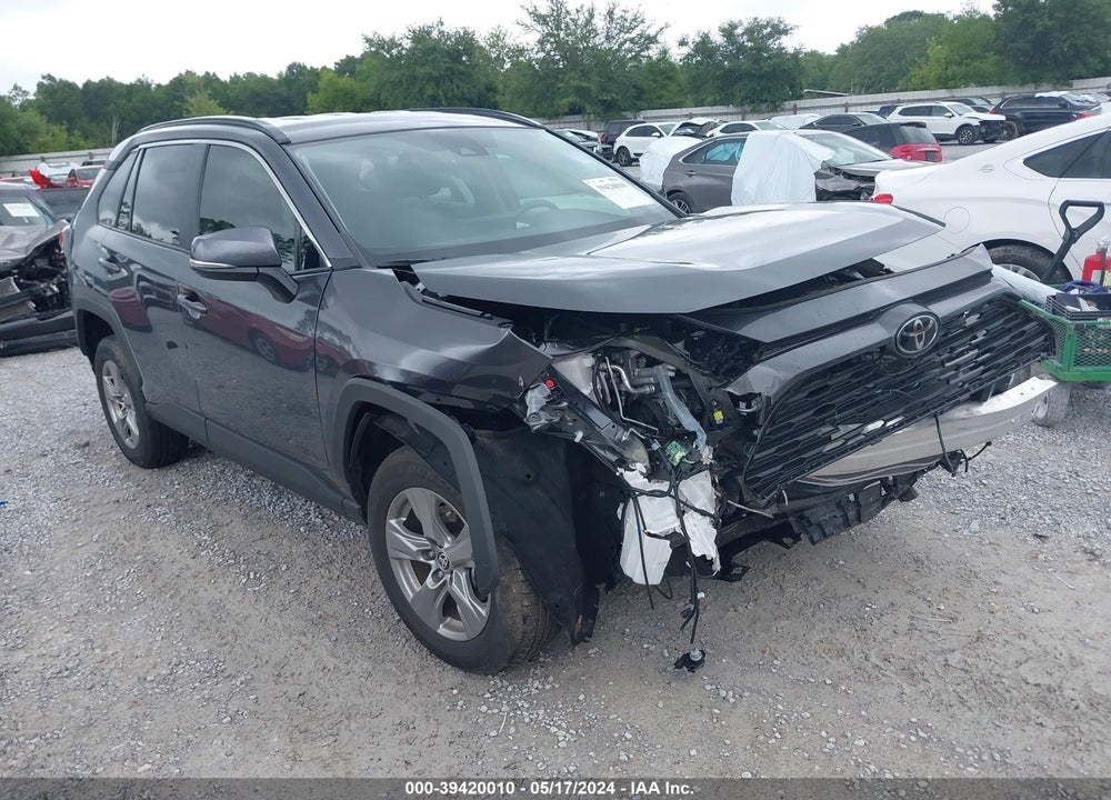 2023 TOYOTA RAV4 XLE VIN: 2T3W1RFV5PC242742