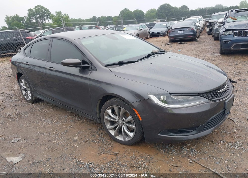 2015 CHRYSLER 200 S VIN: 1C3CCCBG5FN518038