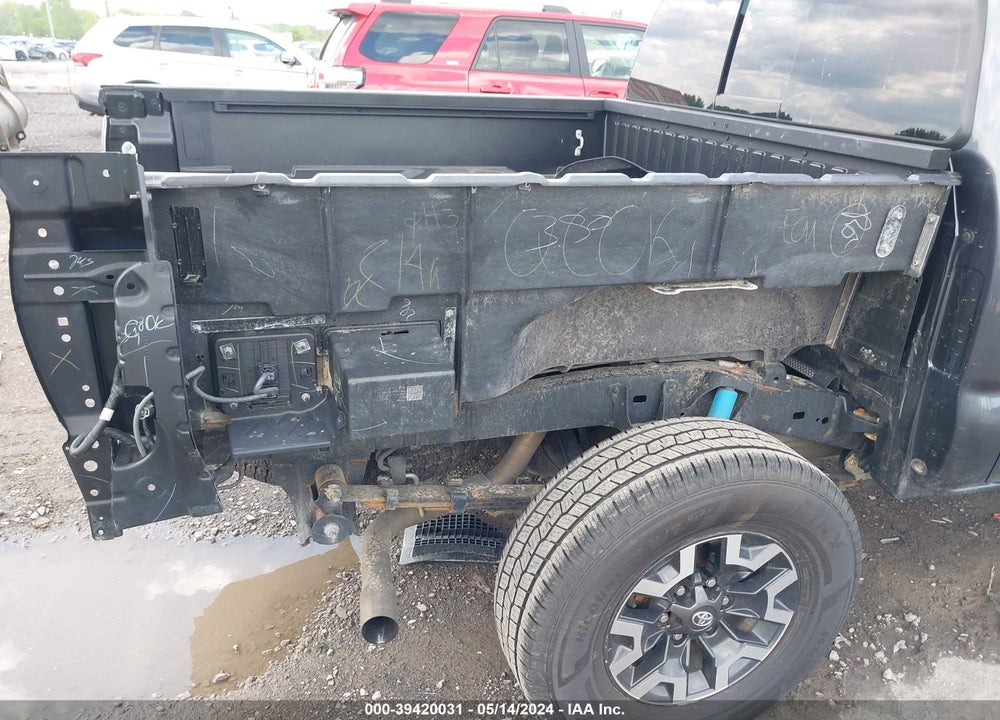 2022 TOYOTA TACOMA TRD OFF ROAD VIN: 3TMCZ5AN5NM531984
