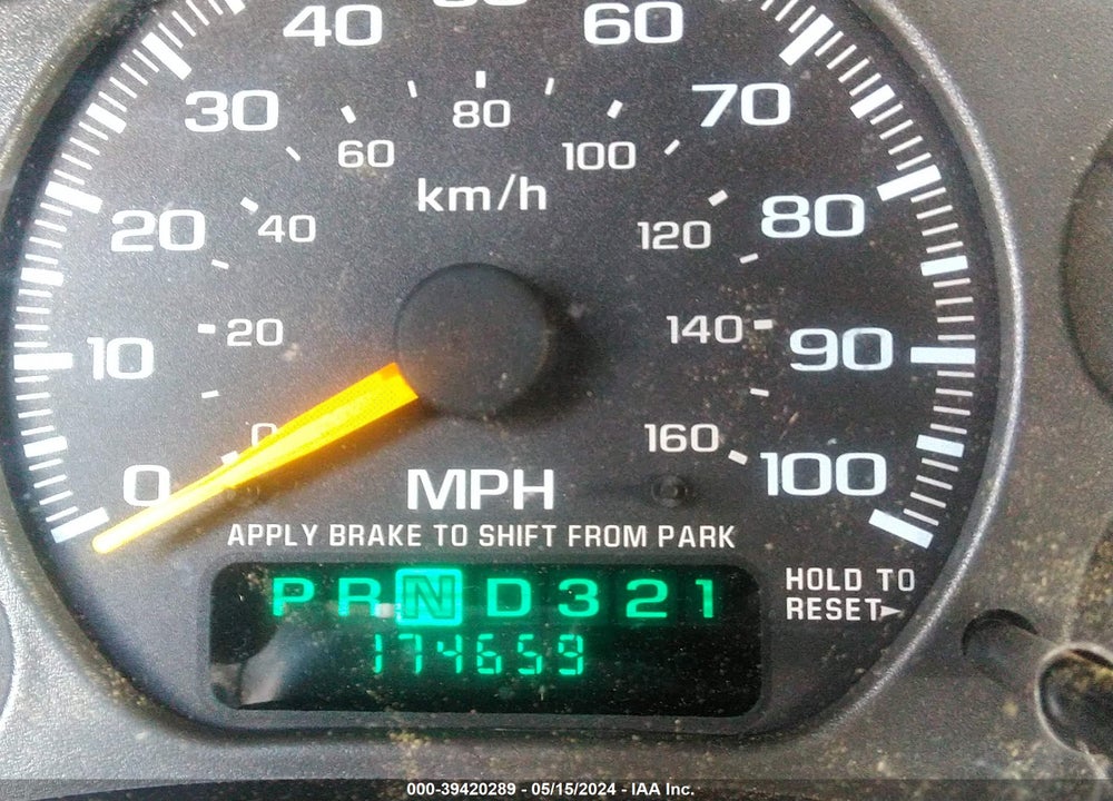 1999 CHEVROLET SILVERADO 1500 LS/LT VIN: 2GCEK19T7X1142542
