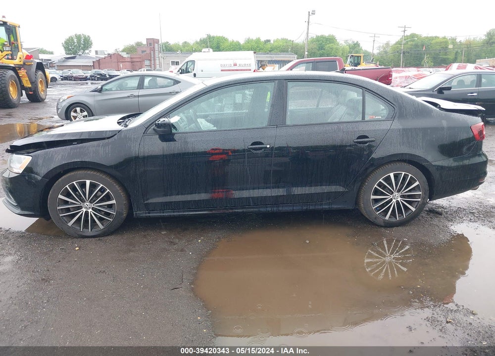 2016 VOLKSWAGEN JETTA 1.8T SPORT VIN: 3VWD17AJ6GM292983