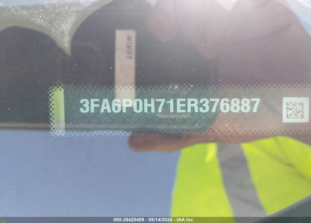 2014 FORD FUSION SE VIN: 3FA6P0H71ER376887