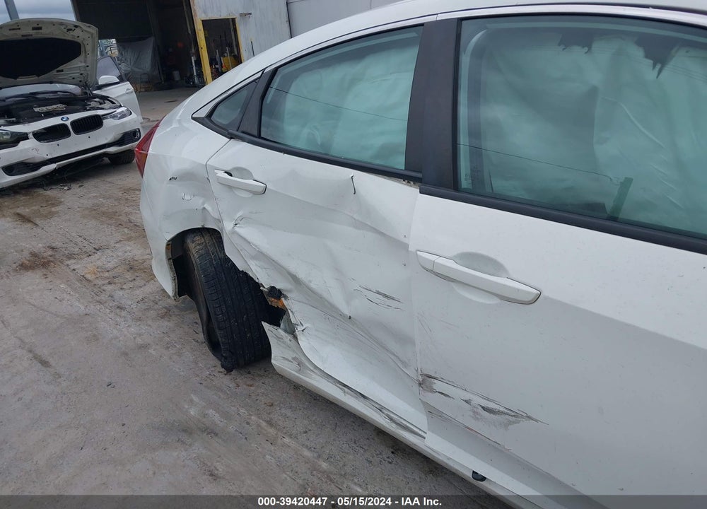 2016 HONDA CIVIC VIN: 2HGFC2F51GH559063