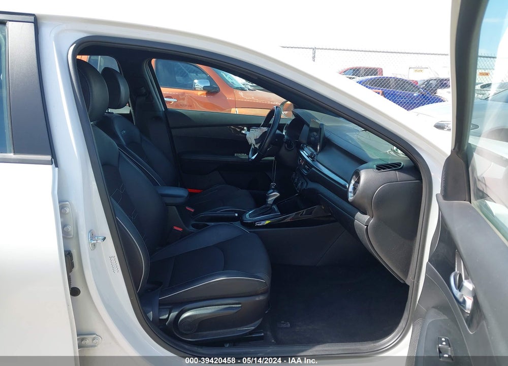 2021 KIA FORTE GT LINE VIN: 3KPF34AD1ME381767