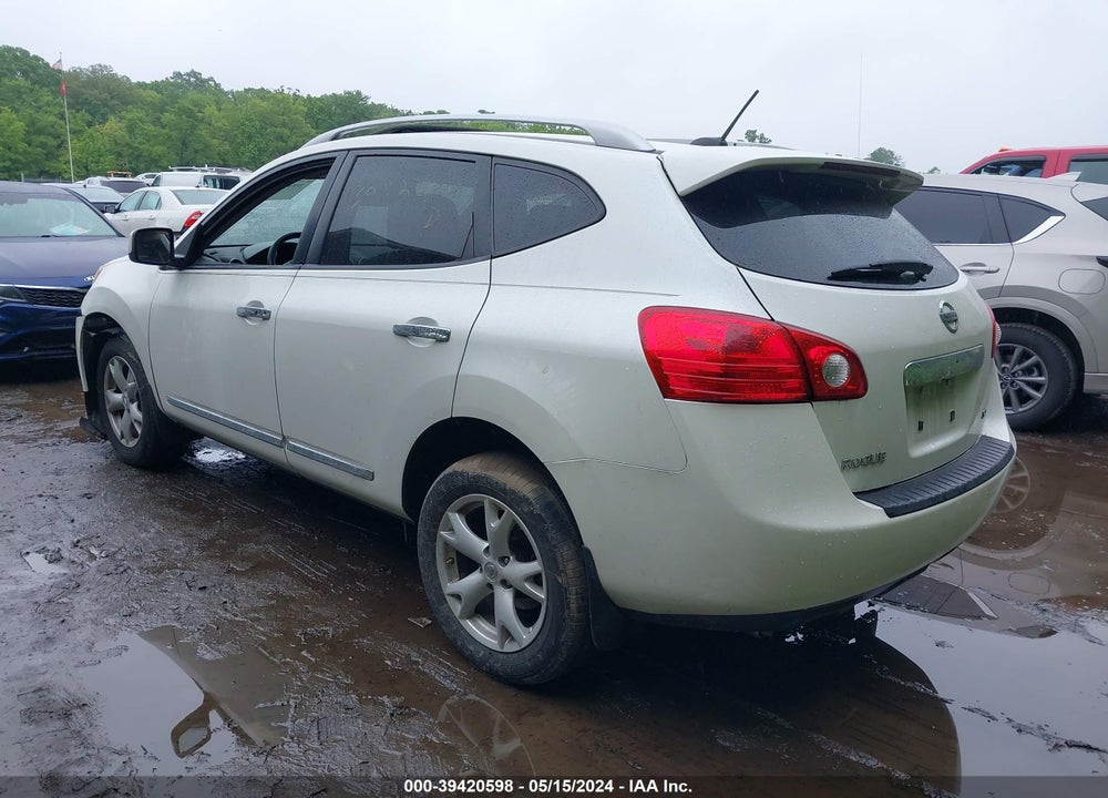 2011 NISSAN ROGUE SV VIN: JN8AS5MT2BW183602