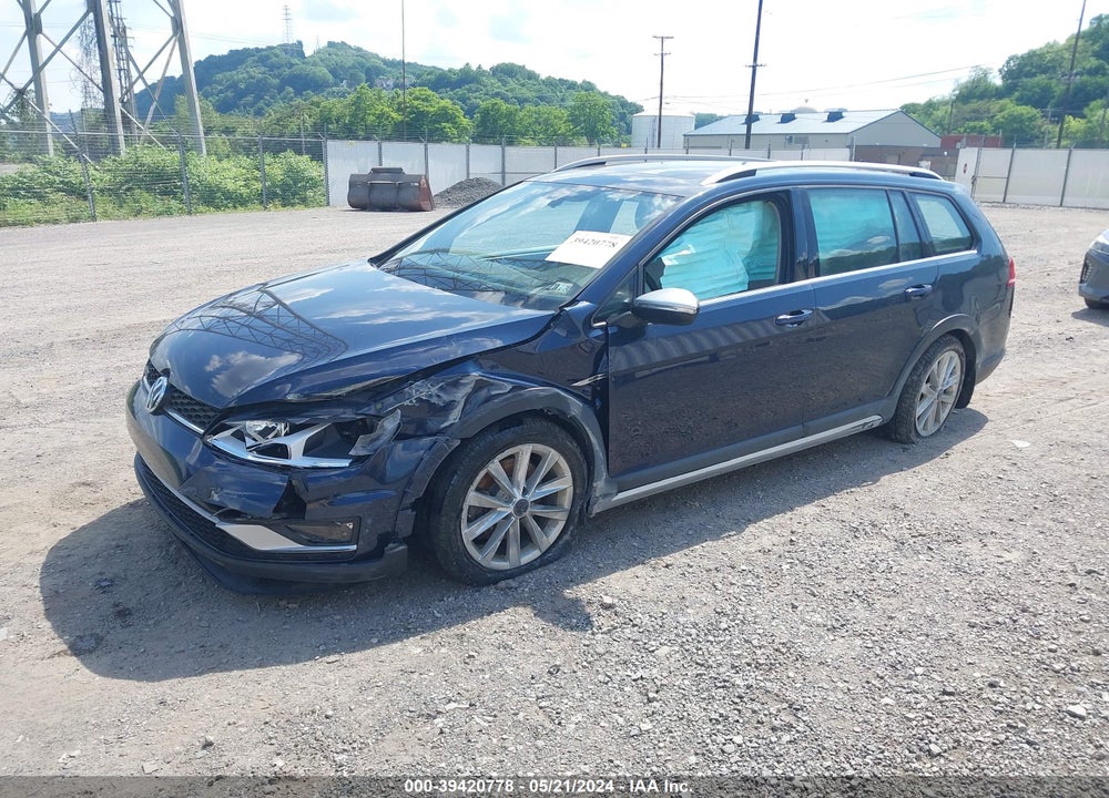 2017 VOLKSWAGEN GOLF ALLTRACK VIN: 3VWH17AU1HM513175