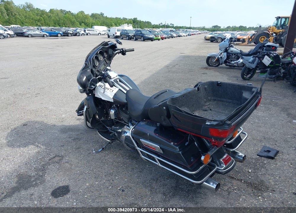 2008 HARLEY-DAVIDSON FLHTCUI VIN: 1HD1FC4128Y680339