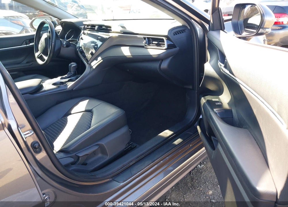 2019 TOYOTA CAMRY SE VIN: 4T1B11HK5KU794972