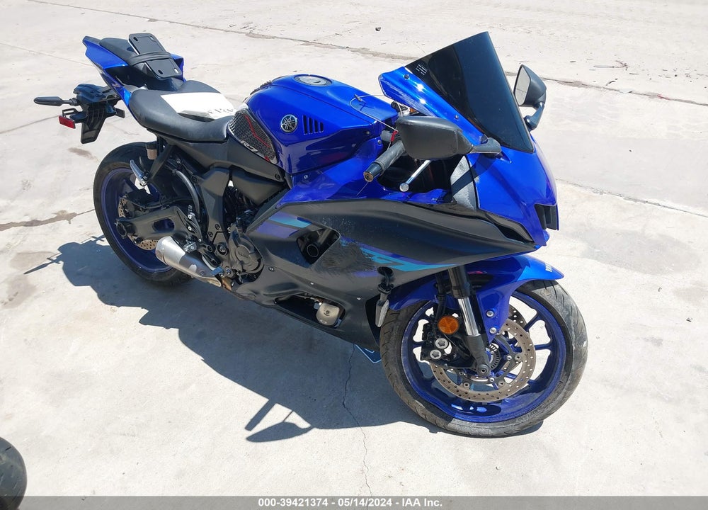2024 YAMAHA YZFR7 VIN: JYARM38E4RA010448