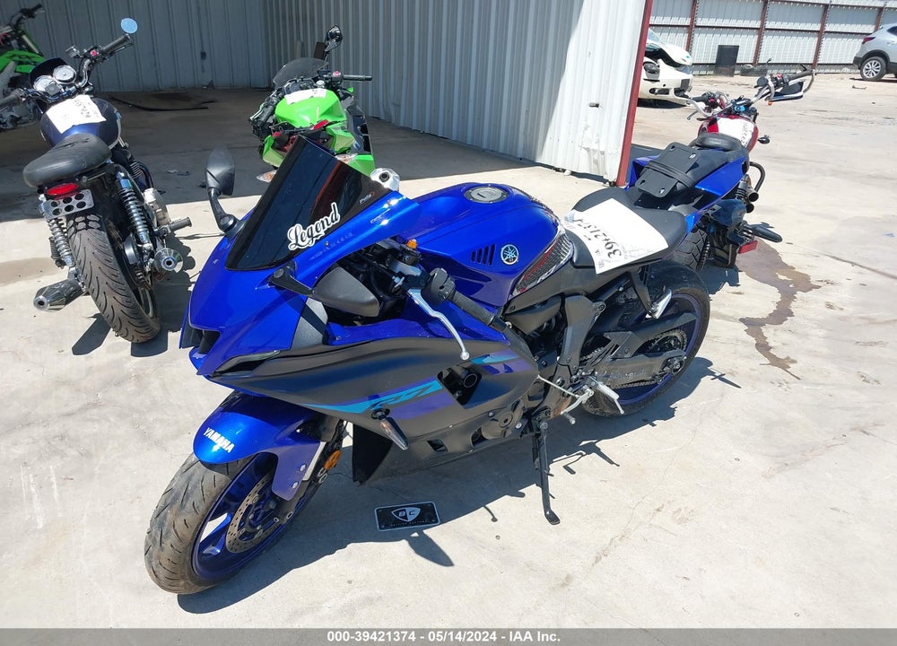 2024 YAMAHA YZFR7 VIN: JYARM38E4RA010448