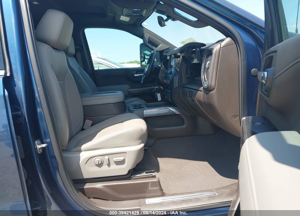 2020 CHEVROLET SILVERADO 1500 4WD DOUBLE CAB STANDARD BED LTZ VIN: 1GCVYGET7LZ100073