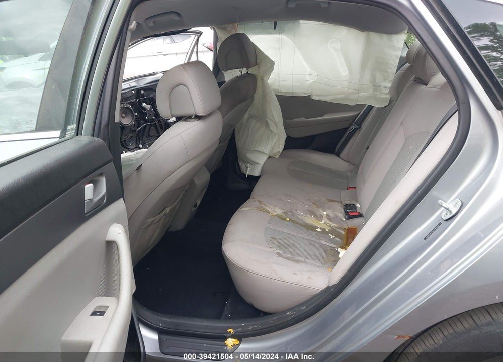 2015 HYUNDAI SONATA SE VIN: 5NPE24AF5FH145959