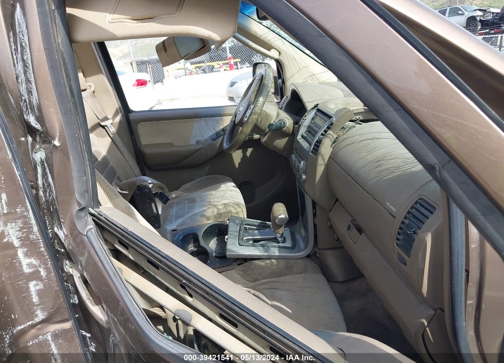 2005 NISSAN PATHFINDER SE VIN: 5N1AR18U35C718943