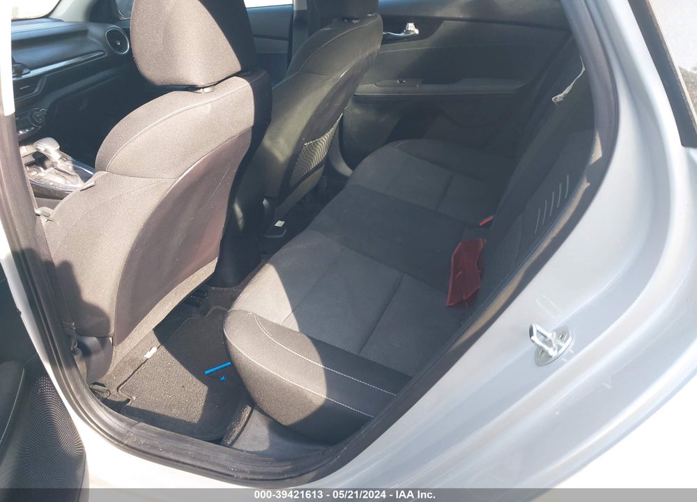 2019 KIA FORTE S VIN: 3KPF34AD9KE114406