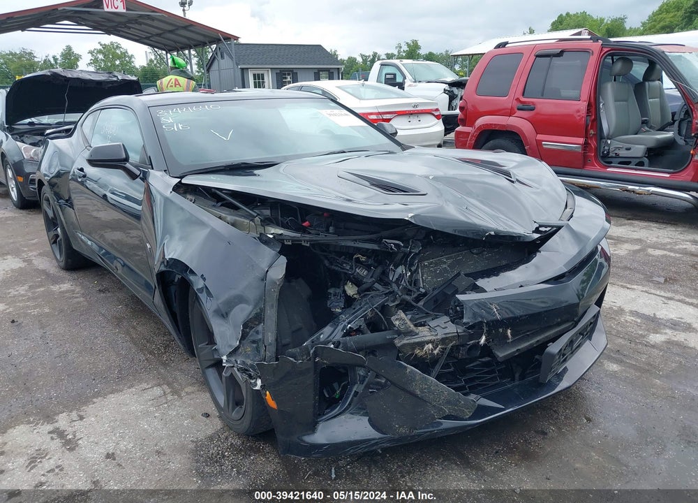 2018 CHEVROLET CAMARO 1SS VIN: 1G1FE1R71J0187714