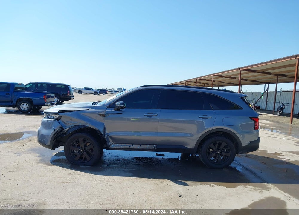 2021 KIA SORENTO S VIN: 5XYRLDLC9MG069572