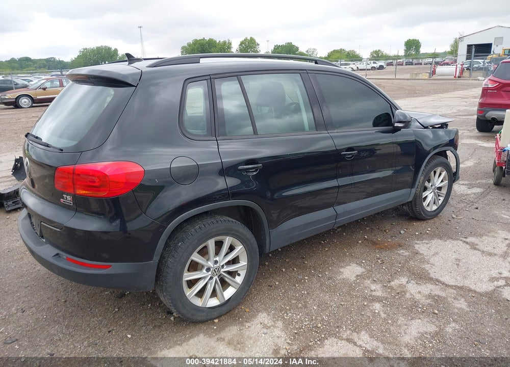 2017 VOLKSWAGEN TIGUAN 2.0T/2.0T S VIN: WVGBV7AX9HK051961