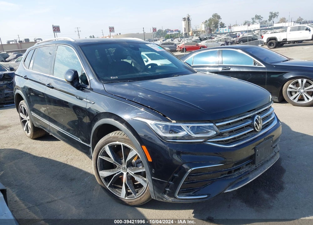 2022 VOLKSWAGEN TIGUAN 2.0T SEL R-LINE VIN: 3VV4B7AX2NM121098