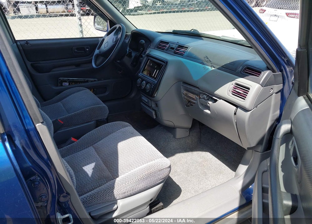 1998 HONDA CR-V VIN: JHLRD1864WC044734