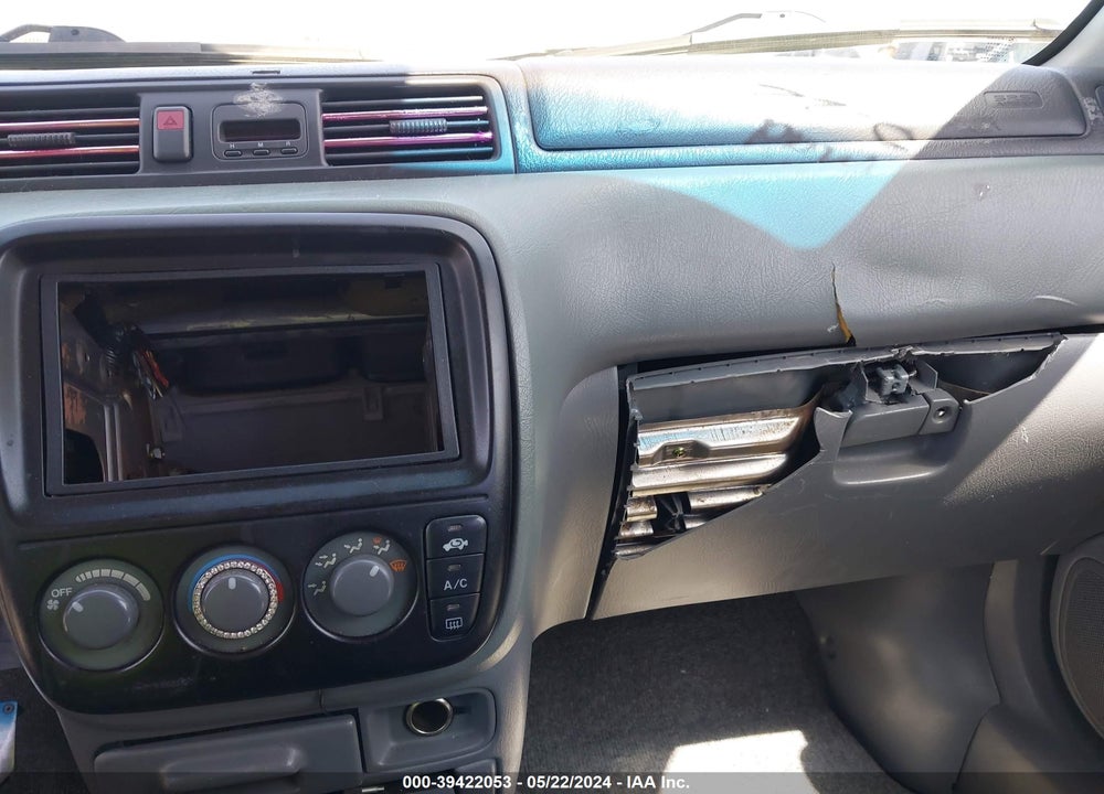 1998 HONDA CR-V VIN: JHLRD1864WC044734