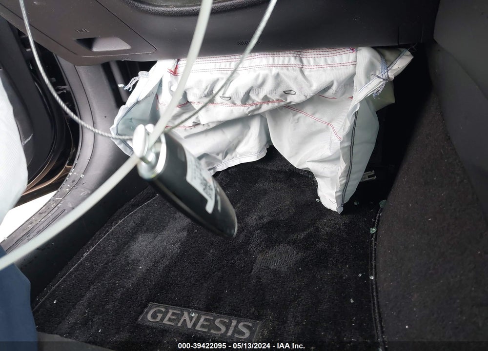 2023 GENESIS G70 2.0T AWD VIN: KMTG34TA8PU128198