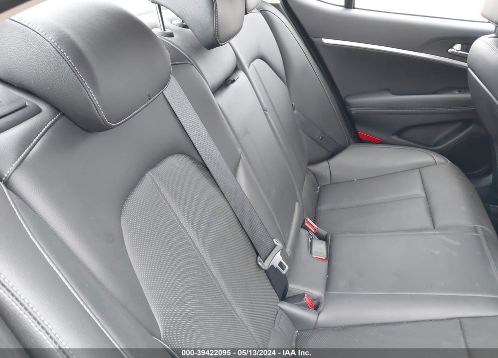 2023 GENESIS G70 2.0T AWD VIN: KMTG34TA8PU128198